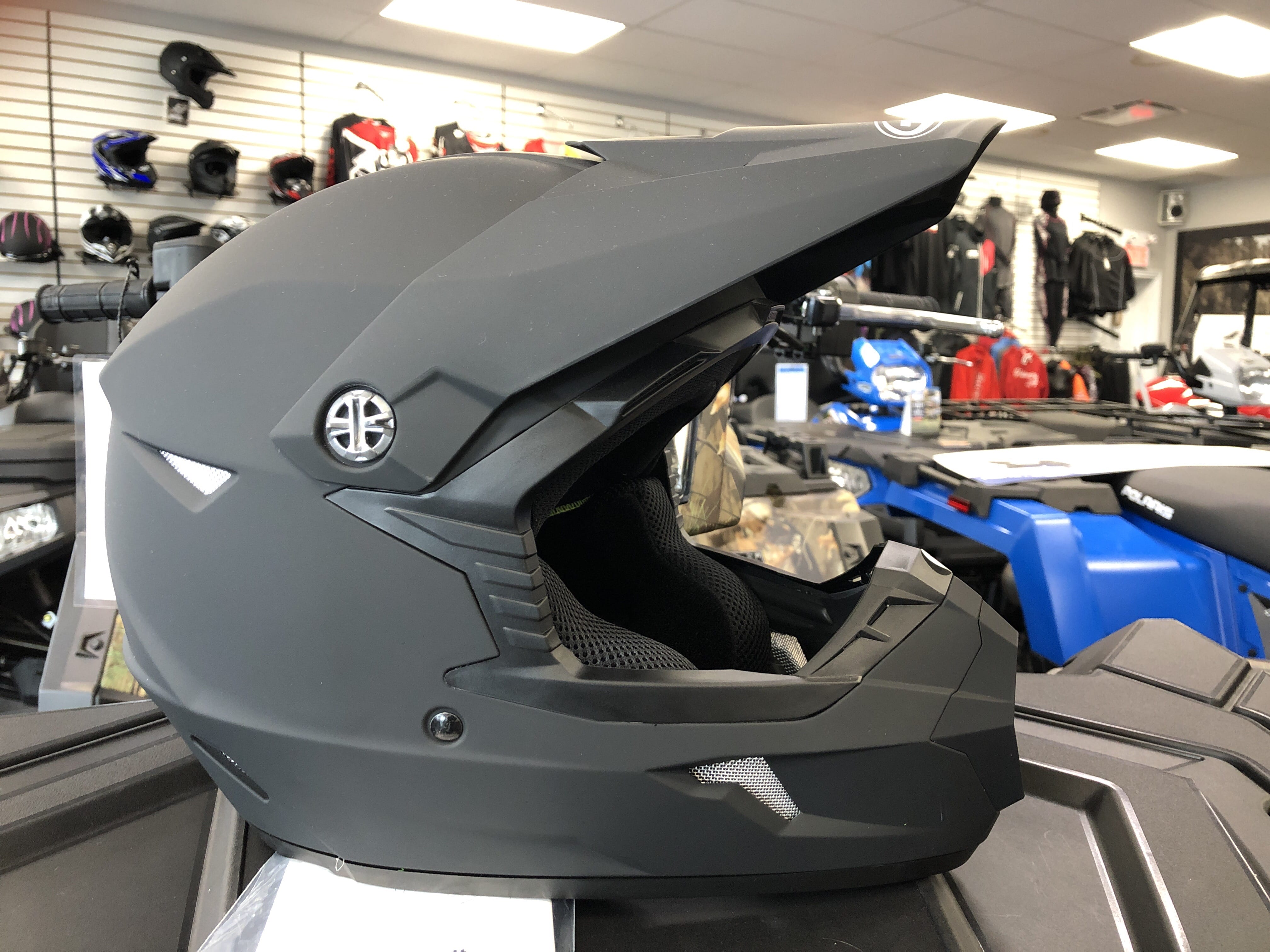 GMAX MX46 FLT BLK XL